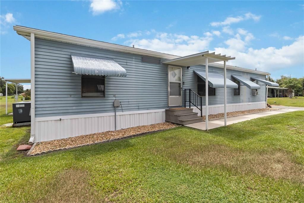 En Venta: $217,900 (3 camas, 2 baños, 1248 Pies cuadrados)