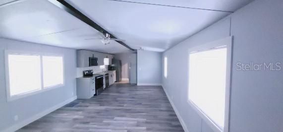 На продажу: $145,900 (2 спален, 2 ванн, 924 Квадратных фут)