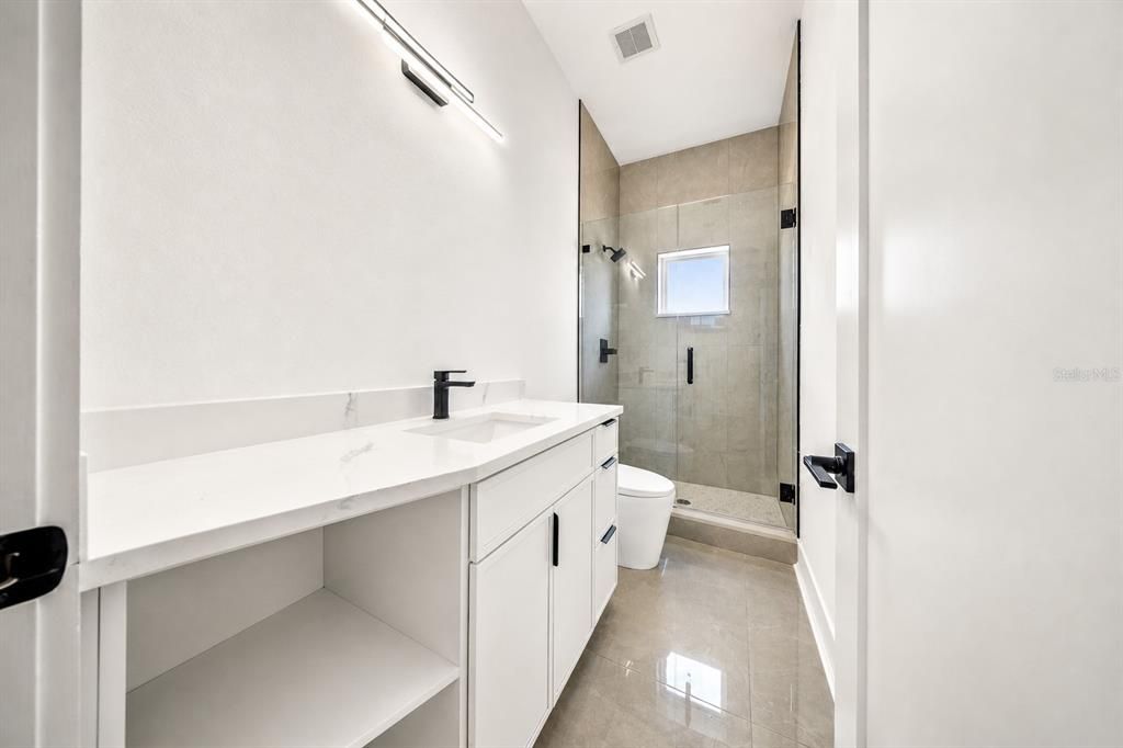 For Rent: $6,000 (4 beds, 5 baths, 3526.67 Square Feet)