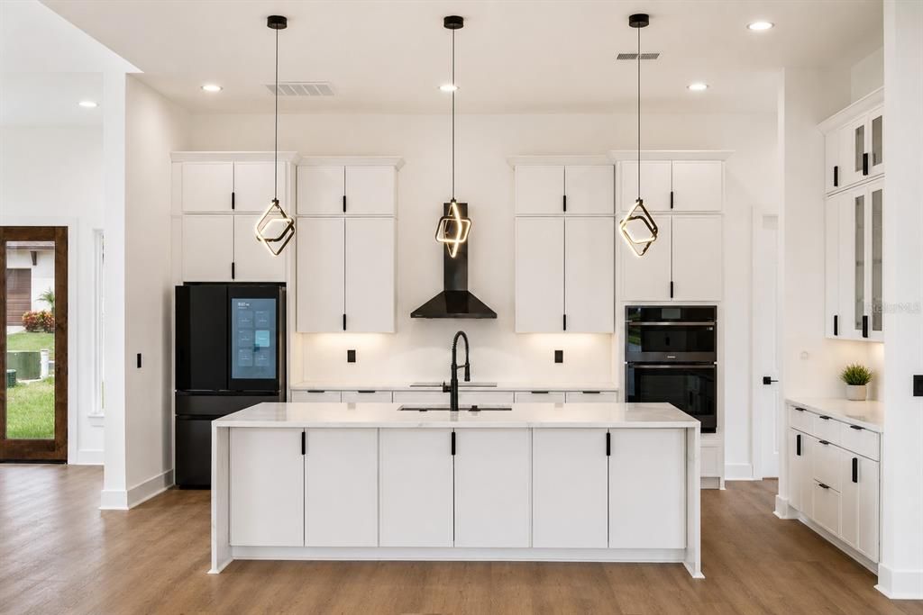 For Rent: $6,000 (4 beds, 5 baths, 3526.67 Square Feet)
