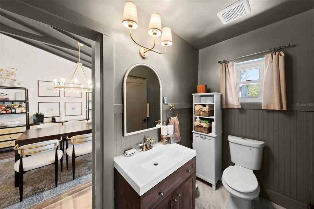 En Venta: $434,999 (3 camas, 2 baños, 1716 Pies cuadrados)