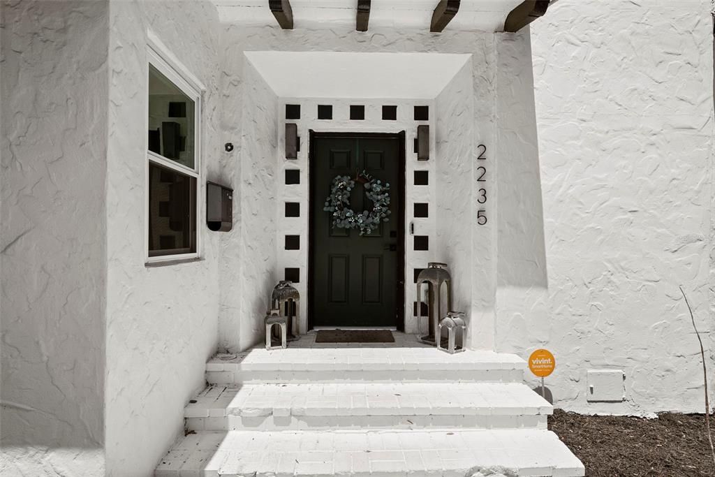 En Venta: $434,999 (3 camas, 2 baños, 1716 Pies cuadrados)