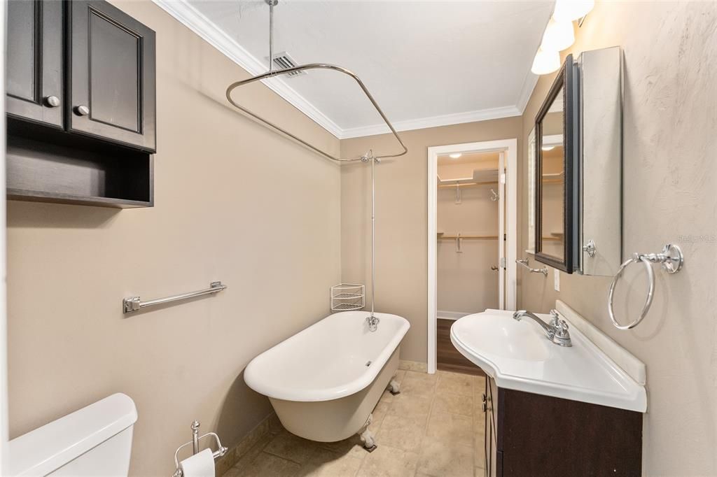 En Venta: $225,000 (2 camas, 2 baños, 948 Pies cuadrados)