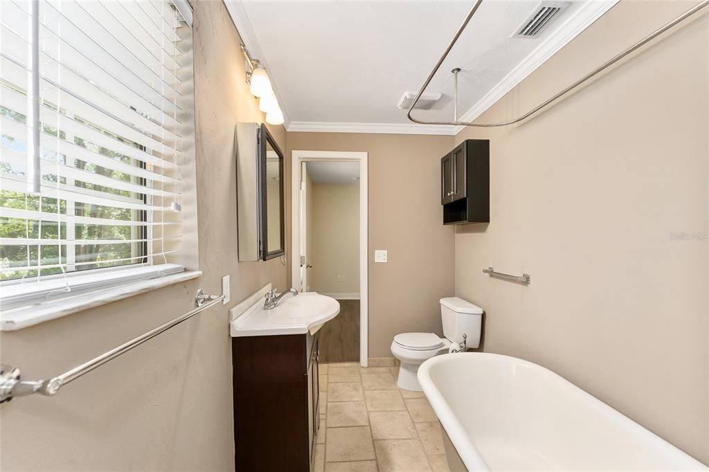 En Venta: $225,000 (2 camas, 2 baños, 948 Pies cuadrados)