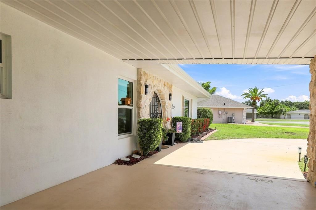 En Venta: $275,000 (3 camas, 2 baños, 1555 Pies cuadrados)