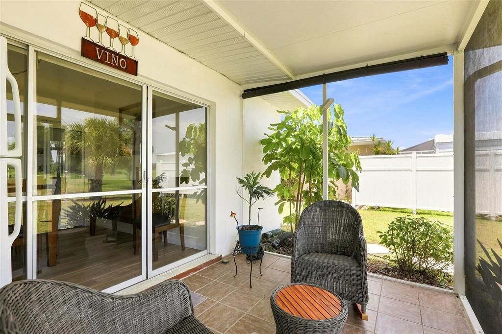 En Venta: $275,000 (3 camas, 2 baños, 1555 Pies cuadrados)