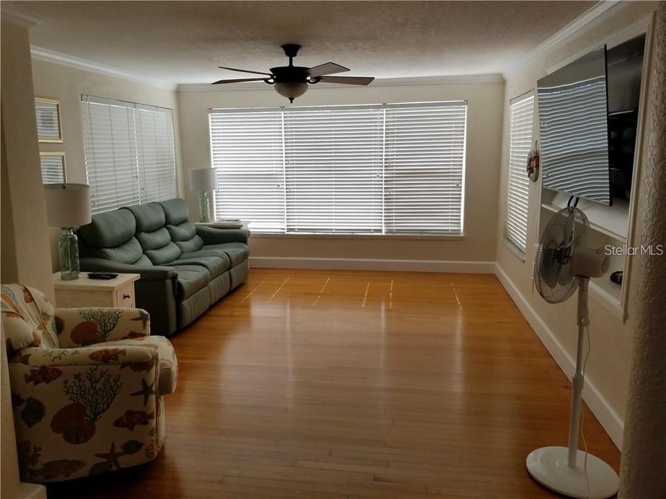 En Venta: $1,225,000 (0.35 acres)