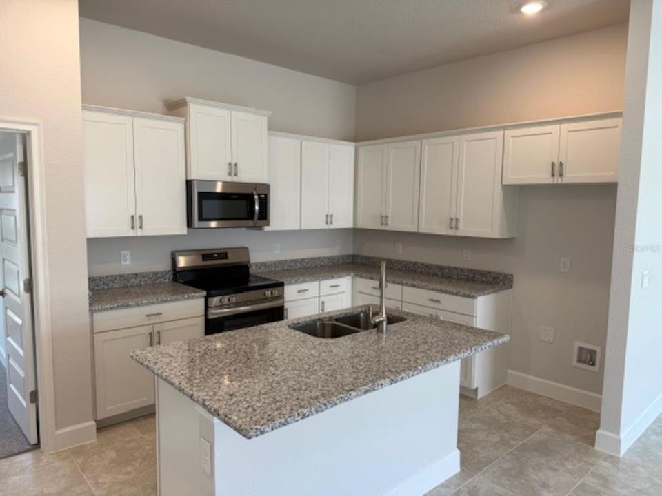 For Sale: $299,950 (4 beds, 2 baths, 1635 Square Feet)