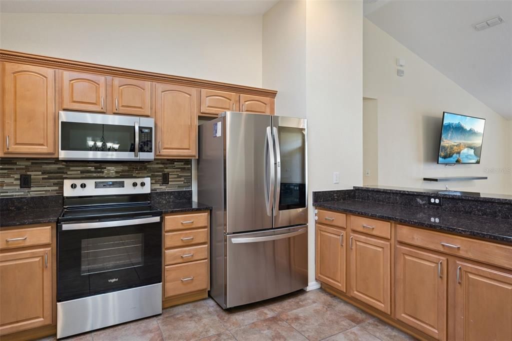For Sale: $435,000 (3 beds, 2 baths, 1870 Square Feet)