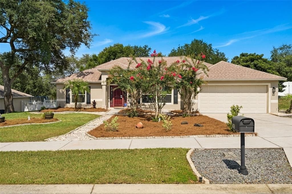 For Sale: $435,000 (3 beds, 2 baths, 1870 Square Feet)