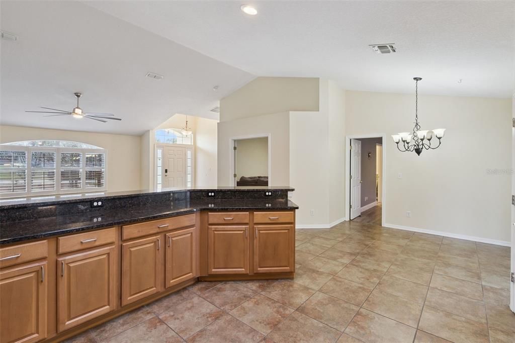 For Sale: $435,000 (3 beds, 2 baths, 1870 Square Feet)
