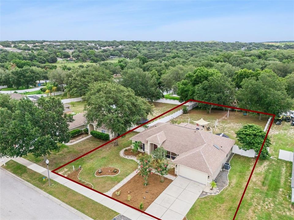 For Sale: $435,000 (3 beds, 2 baths, 1870 Square Feet)