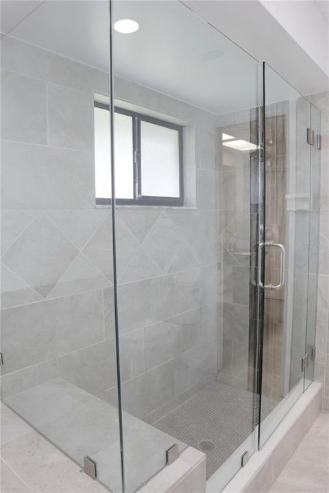 En Venta: $427,000 (4 camas, 2 baños, 2154 Pies cuadrados)