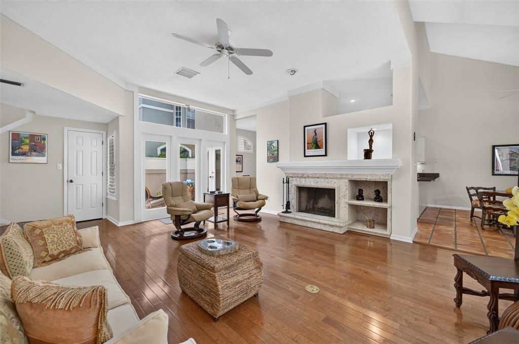 For Sale: $625,000 (3 beds, 2 baths, 1934 Square Feet)