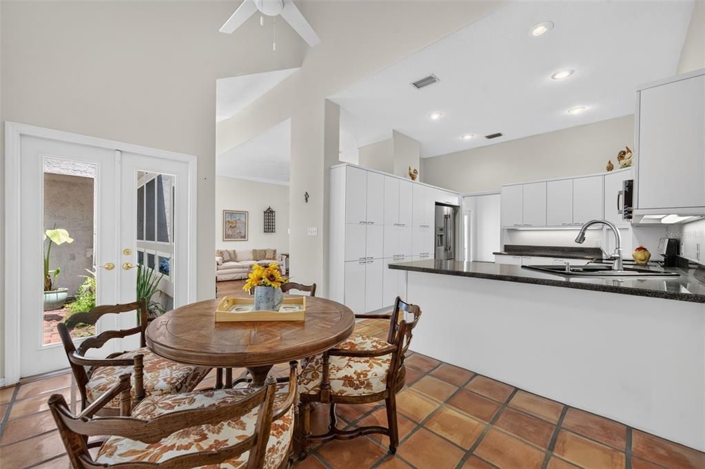 For Sale: $625,000 (3 beds, 2 baths, 1934 Square Feet)