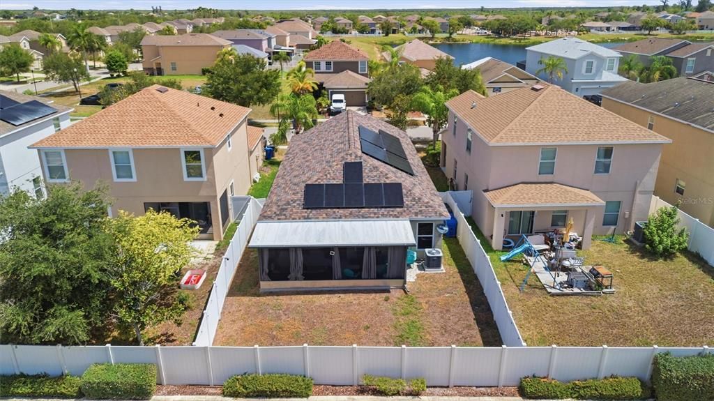 En Venta: $324,000 (3 camas, 2 baños, 1360 Pies cuadrados)