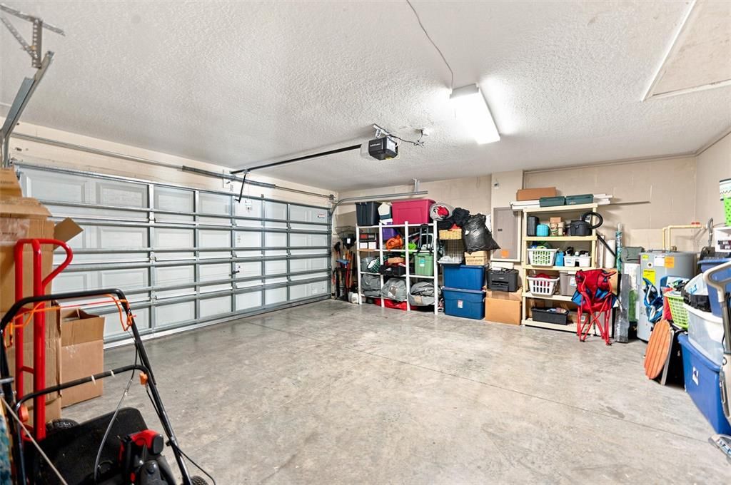 En Venta: $324,000 (3 camas, 2 baños, 1360 Pies cuadrados)