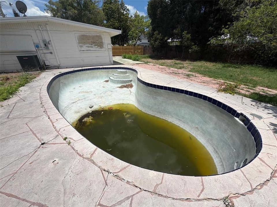 En Venta: $280,000 (3 camas, 2 baños, 1097 Pies cuadrados)
