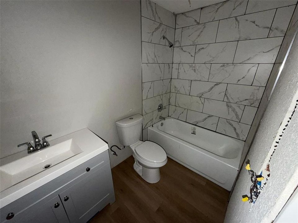 En Venta: $280,000 (3 camas, 2 baños, 1097 Pies cuadrados)
