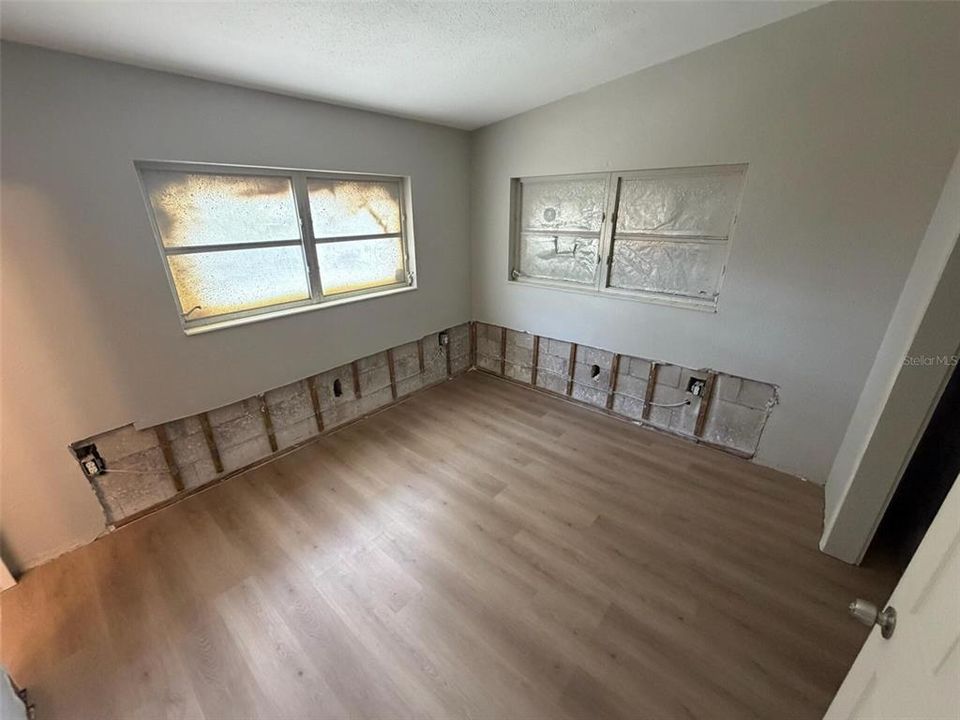 En Venta: $280,000 (3 camas, 2 baños, 1097 Pies cuadrados)