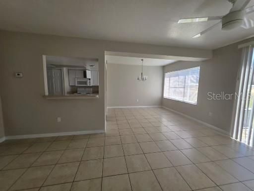 For Rent: $1,475 (3 beds, 2 baths, 1811 Square Feet)