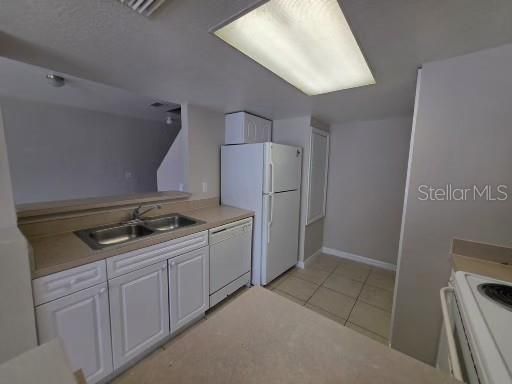 For Rent: $1,475 (3 beds, 2 baths, 1811 Square Feet)