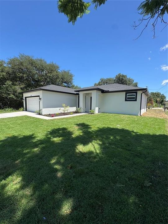 En Venta: $305,000 (3 camas, 2 baños, 1554 Pies cuadrados)