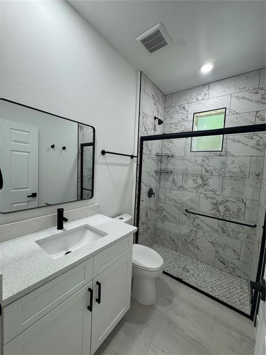 En Venta: $305,000 (3 camas, 2 baños, 1554 Pies cuadrados)