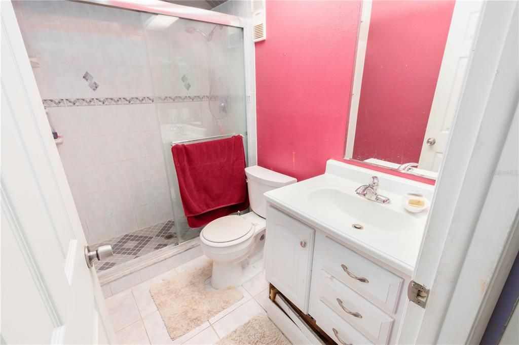На продажу: $138,000 (2 спален, 2 ванн, 1000 Квадратных фут)