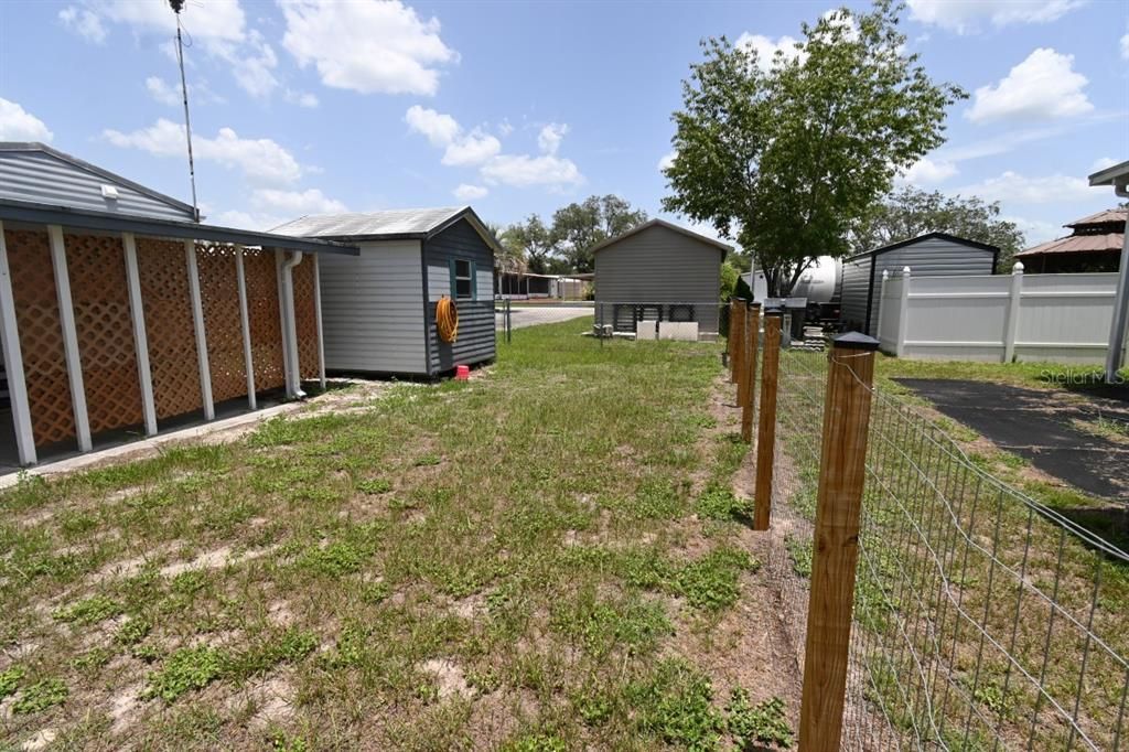 For Sale: $98,499 (2 beds, 2 baths, 924 Square Feet)