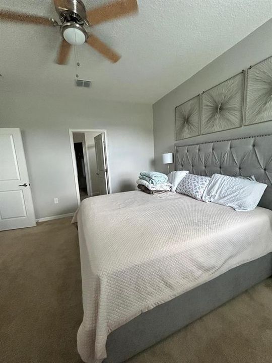 En Venta: $360,000 (3 camas, 2 baños, 1587 Pies cuadrados)