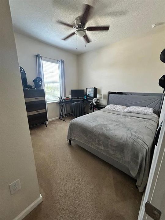 En Venta: $360,000 (3 camas, 2 baños, 1587 Pies cuadrados)