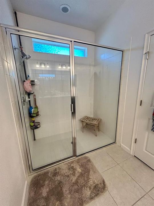 En Venta: $360,000 (3 camas, 2 baños, 1587 Pies cuadrados)