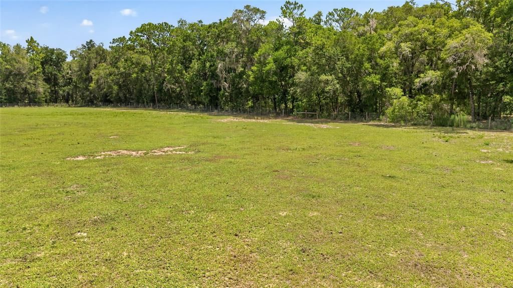 На продажу: $250,000 (4.32 acres)