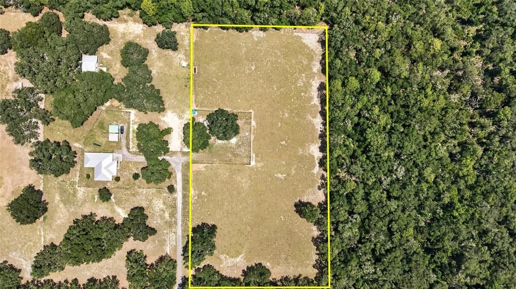 На продажу: $250,000 (4.32 acres)