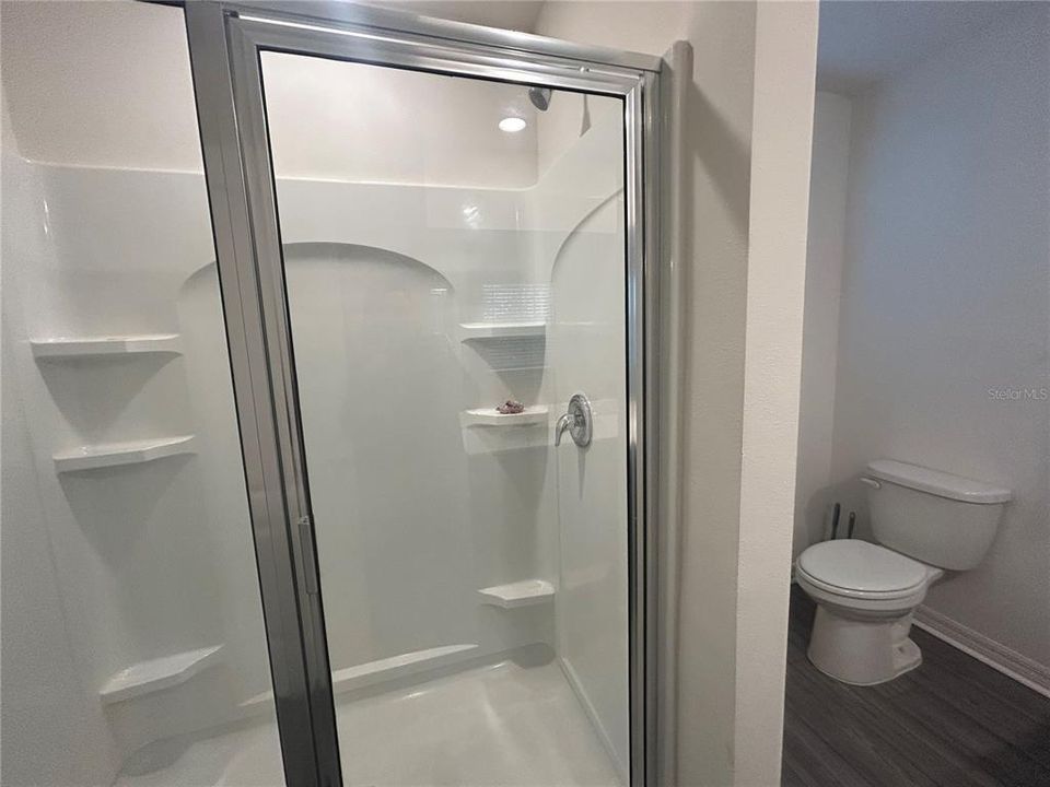 For Rent: $2,200 (4 beds, 2 baths, 1852 Square Feet)