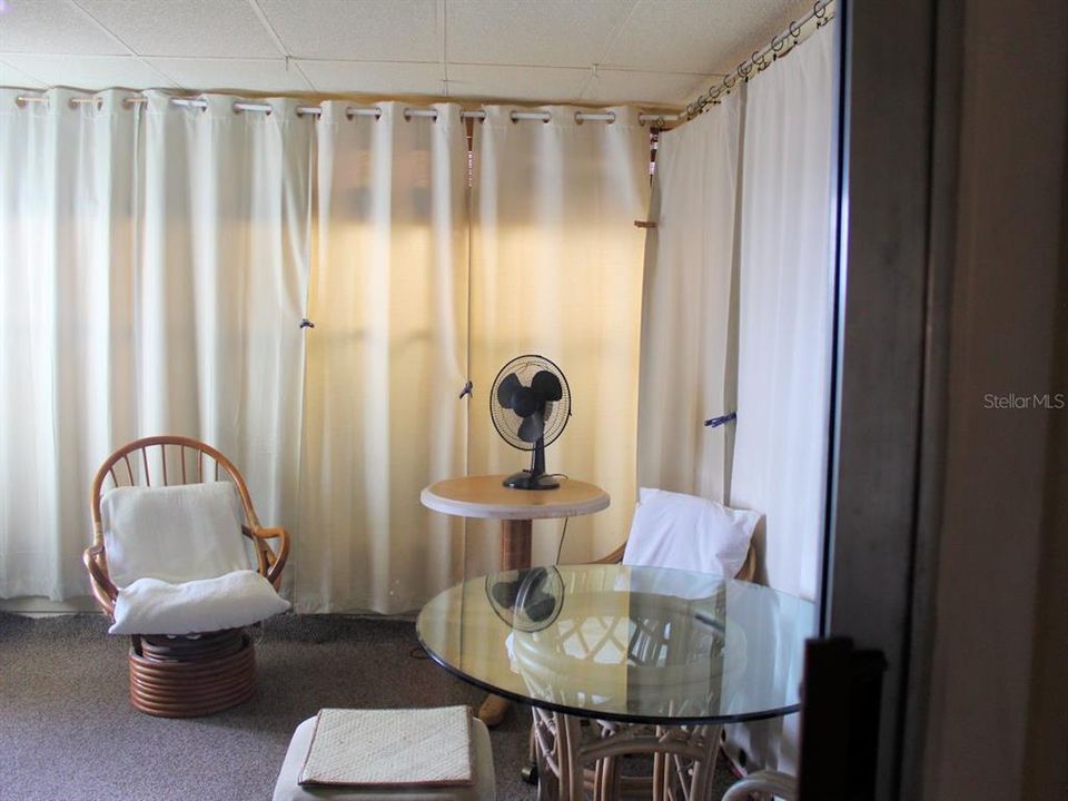 For Sale: $89,500 (2 beds, 2 baths, 1008 Square Feet)