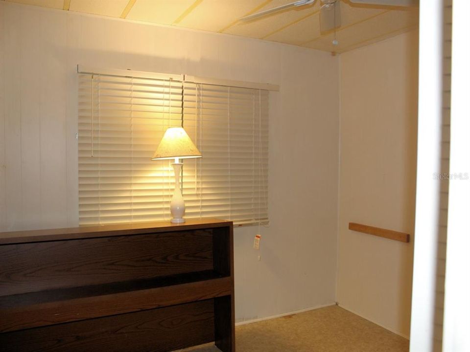 For Sale: $89,500 (2 beds, 2 baths, 1008 Square Feet)