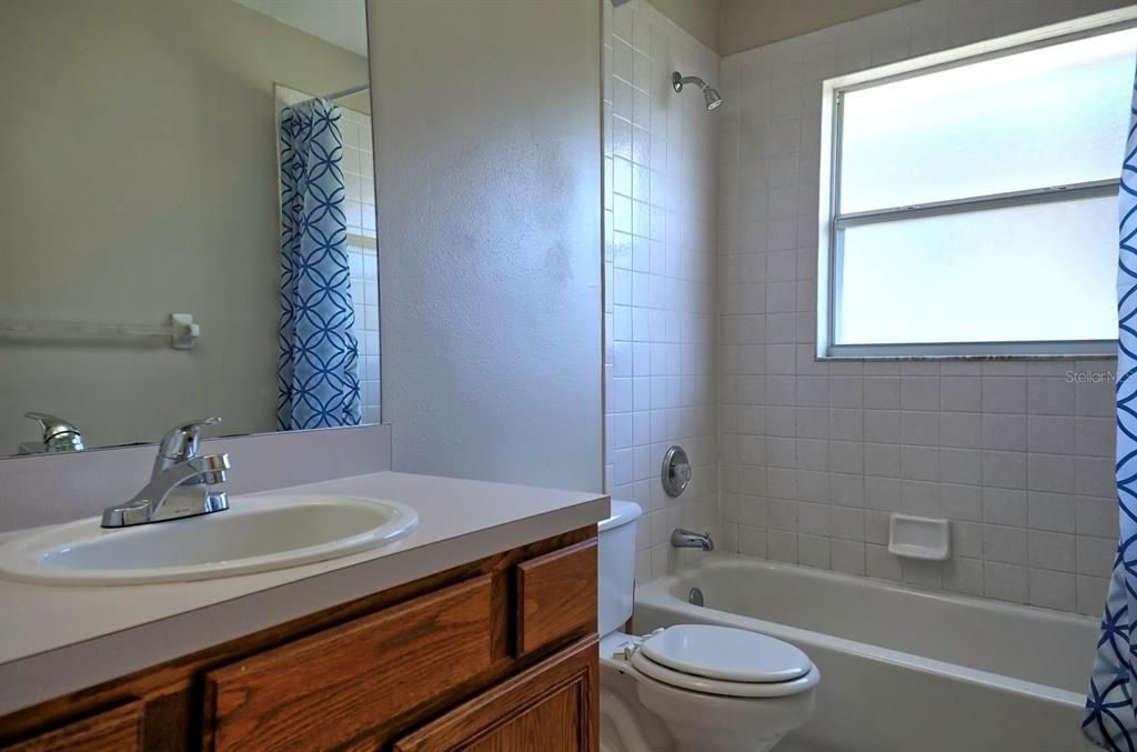 В аренду: $1,950 (3 спален, 2 ванн, 1381 Квадратных фут)