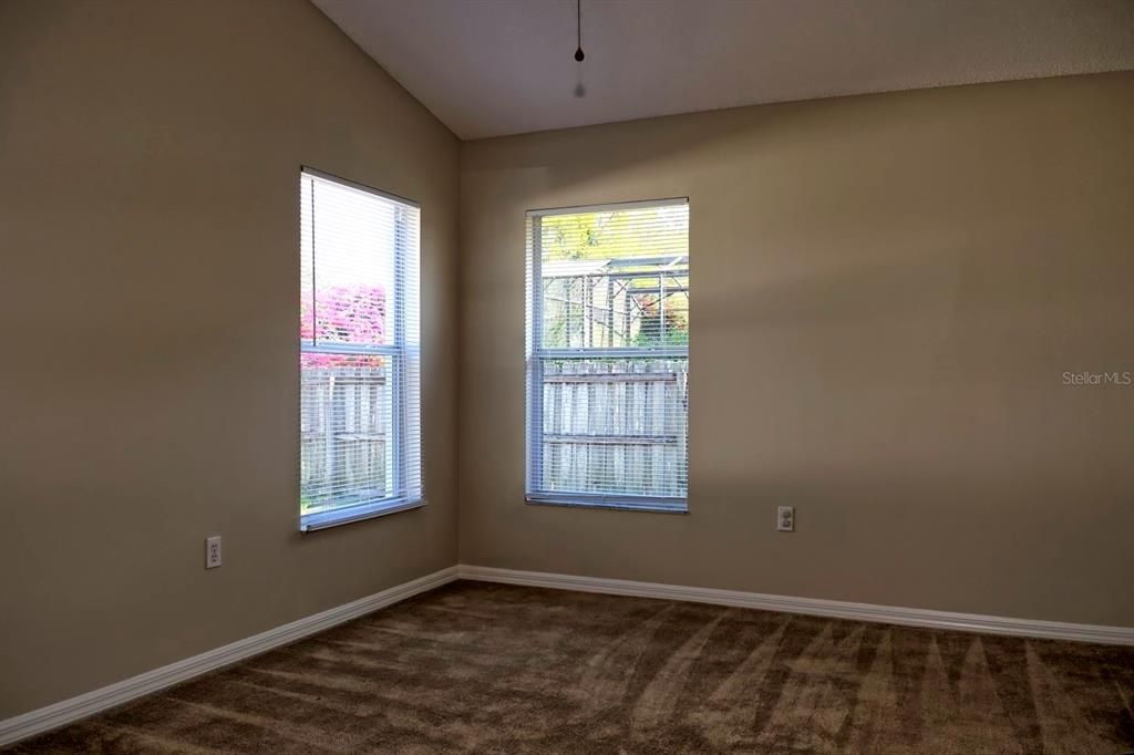 В аренду: $1,950 (3 спален, 2 ванн, 1381 Квадратных фут)