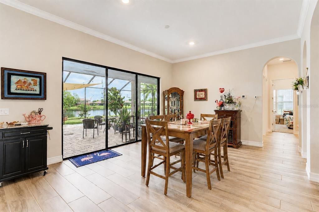 En Venta: $1,600,000 (6 camas, 4 baños, 5650 Pies cuadrados)