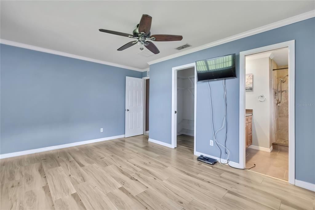 En Venta: $199,999 (2 camas, 2 baños, 1180 Pies cuadrados)