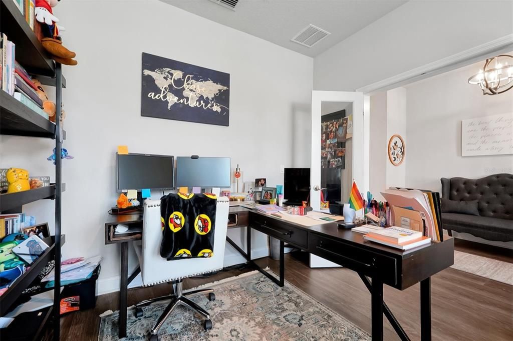 For Sale: $598,500 (4 beds, 3 baths, 2687 Square Feet)