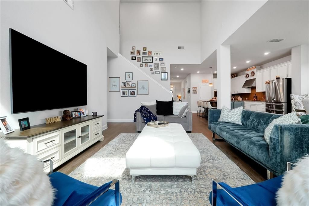 For Sale: $598,500 (4 beds, 3 baths, 2687 Square Feet)