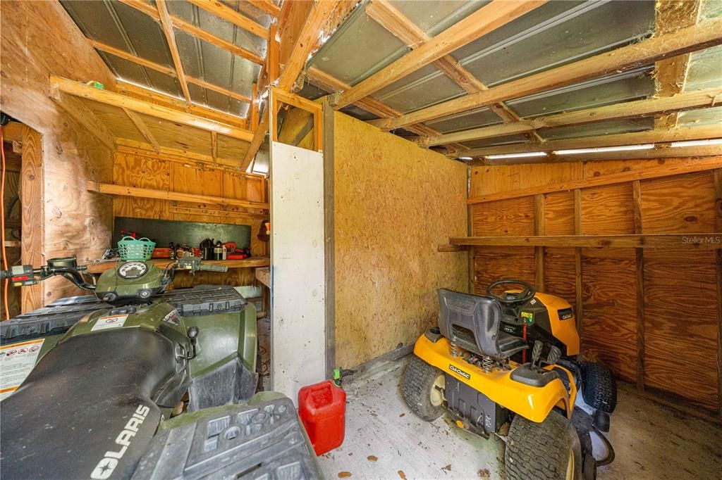 На продажу: $349,900 (2 спален, 2 ванн, 1296 Квадратных фут)