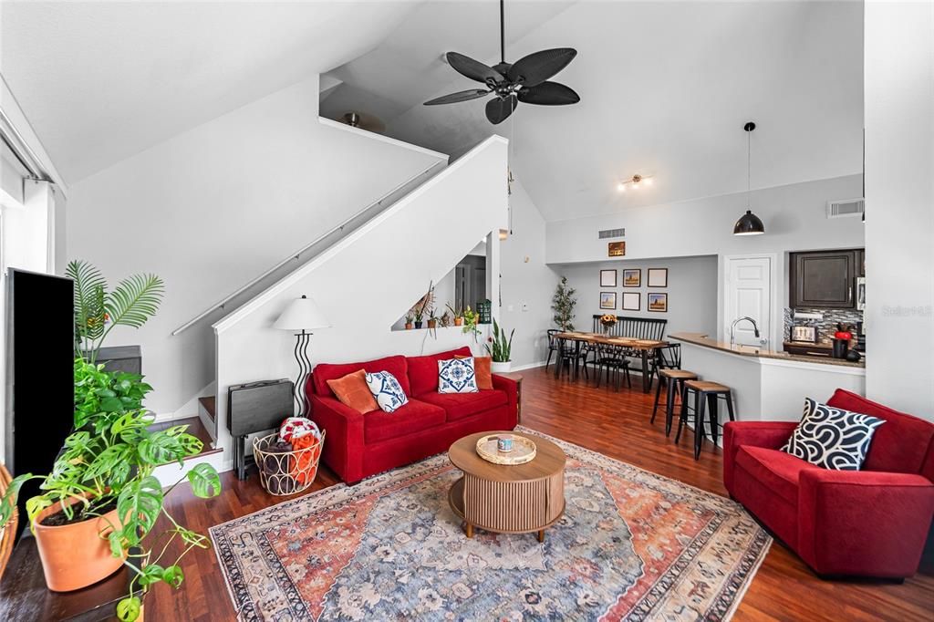 En Venta: $235,000 (2 camas, 2 baños, 1373 Pies cuadrados)