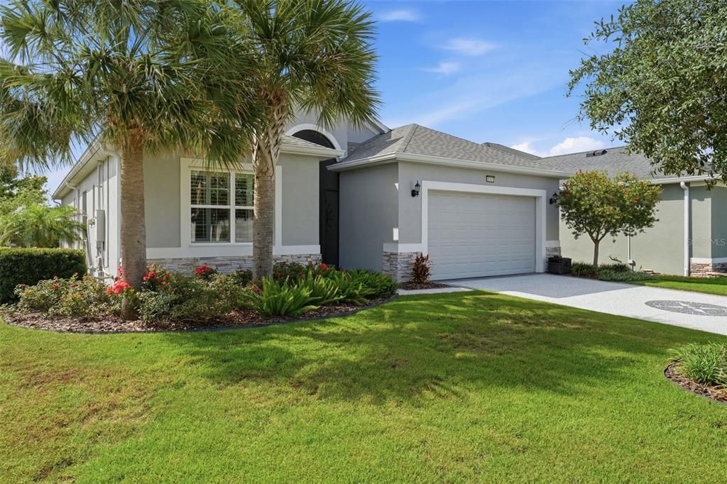 For Sale: $519,900 (3 beds, 2 baths, 2040 Square Feet)