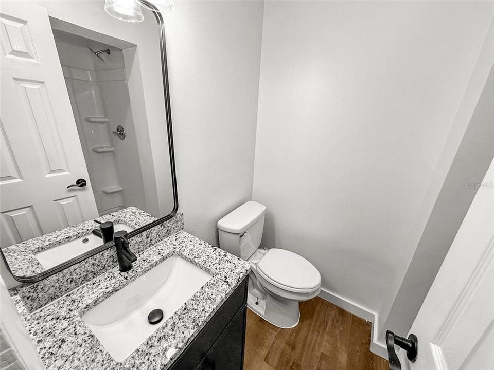 En Venta: $214,888 (4 camas, 2 baños, 1262 Pies cuadrados)