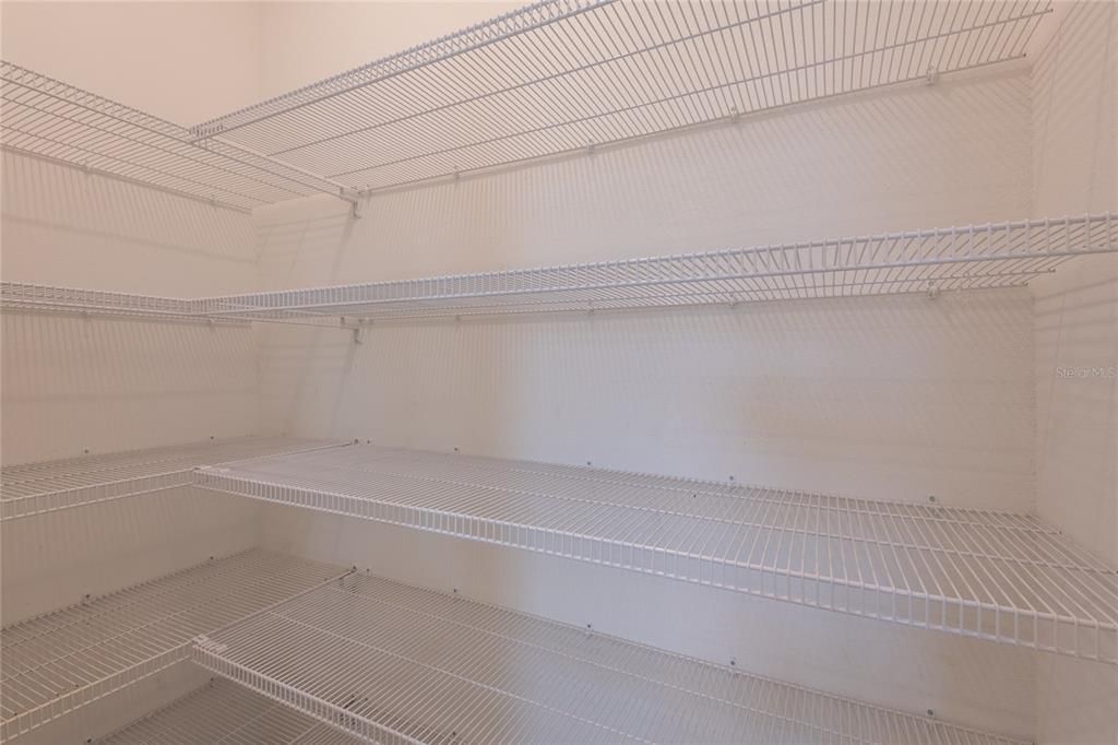 На продажу: $380,000 (4 спален, 3 ванн, 2466 Квадратных фут)