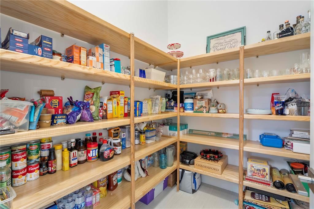 На продажу: $849,900 (4 спален, 3 ванн, 2784 Квадратных фут)